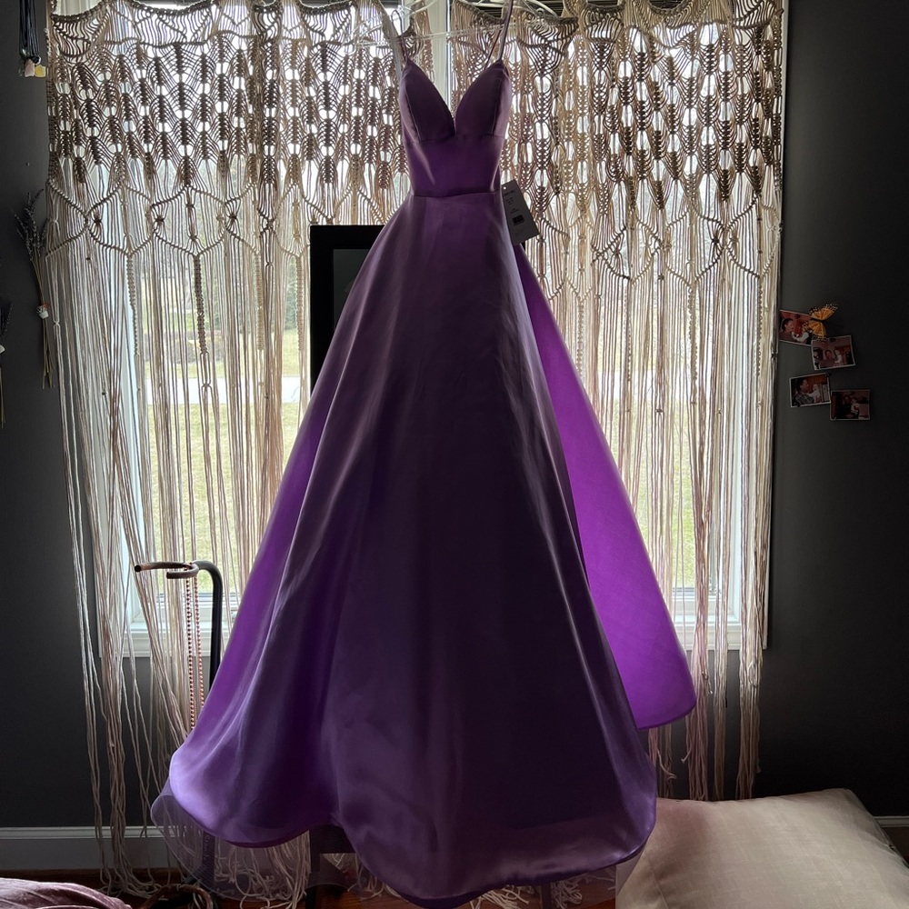 Sherri Hill brand new and never worn prom dress.